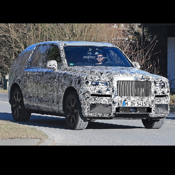 Rolls-Royce Cullinan Mulai Diuji