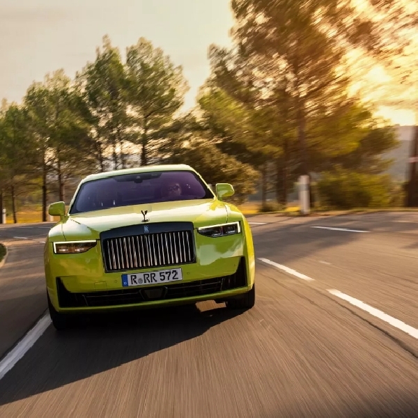 Rolls-Royce Investasi Besar-besaran Untuk Perluas Pabrik