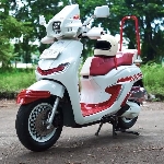 Modifikasi Honda Stylo 160 Gaya Pop Culture, Inspirasi Vespa Klasik yang Lagi Tren