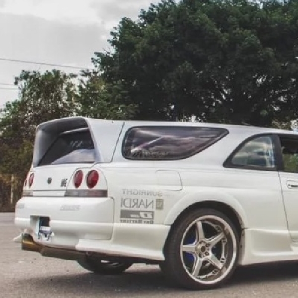 One and Only, Nissan Skyline GT-R R33 Dibikin Wagon Tetap Pamerkan Aura Racingnya