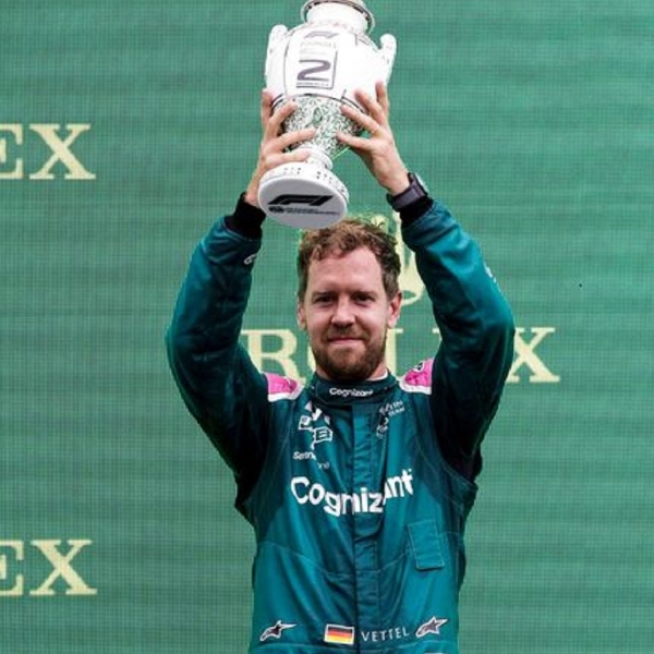 F1: Sebastian Vettel Ungkap Alasan Bertahan di Tim Aston Martin