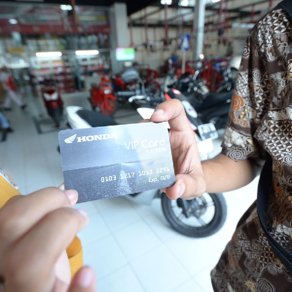 Diskon 50 Persen, Hadiah VIP Card untuk Konsumen