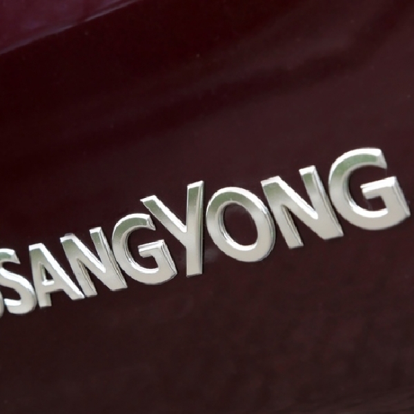 Ssangyong Turismo 2016 Tawarkan Mesin Diesel