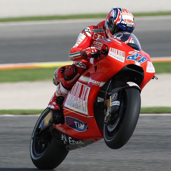 MotoGP: Stoner Ingin Kembangkan Rangka Karbon Ducati