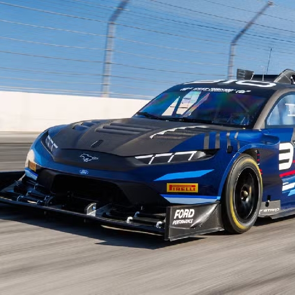 Ford Mustang Mach-E Bertenaga 2.250 HP Siap Pecahkan Rekor