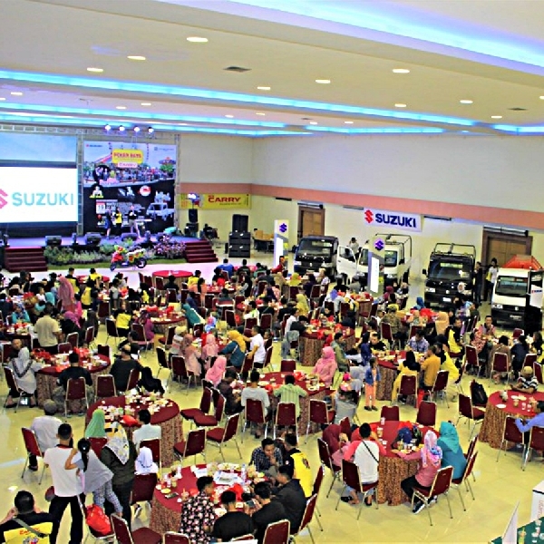 Pekan Raya Suzuki New Carry Meriahkan Kota Cirebon