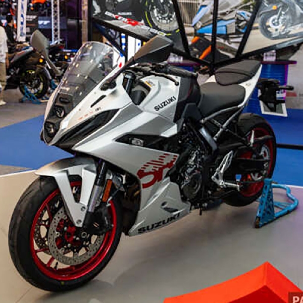 Suzuki GSX-8R 2024 Debut di Malaysia