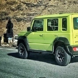 Spy Shot: Suzuki Jimny 5 Pintu Terciduk Sedang Syuting Iklan, Rilis