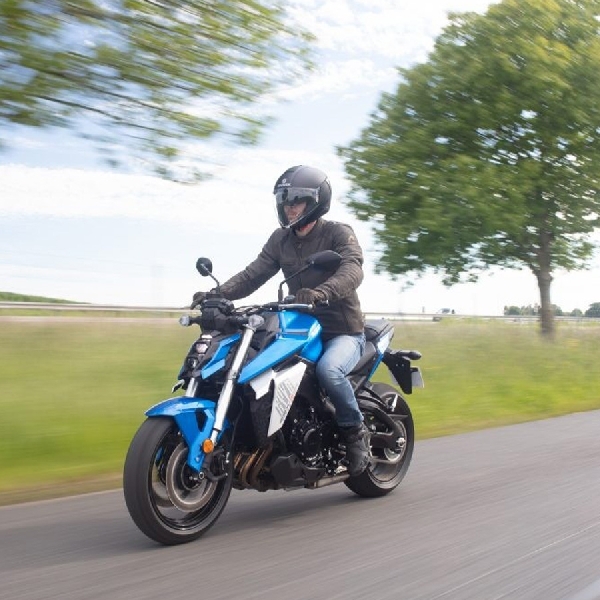 Suzuki Luncurkan GSX-S950 A2-Friendly dan Street-Perfect Bike