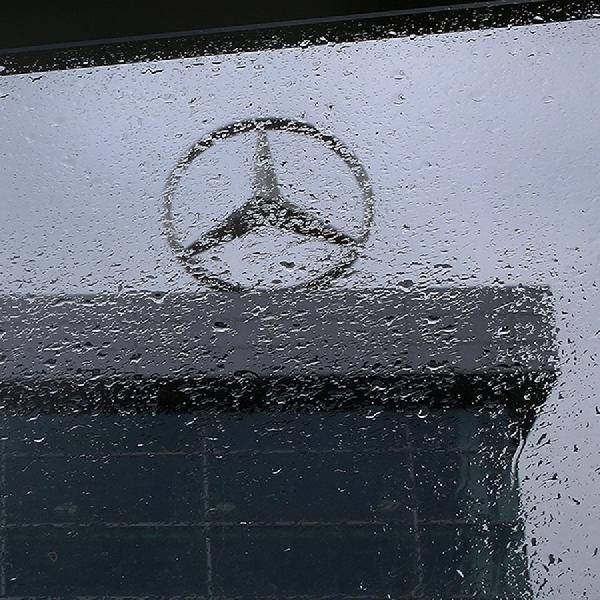 Daimler Bahas Kerja Sama Dengan Li Shufu di China