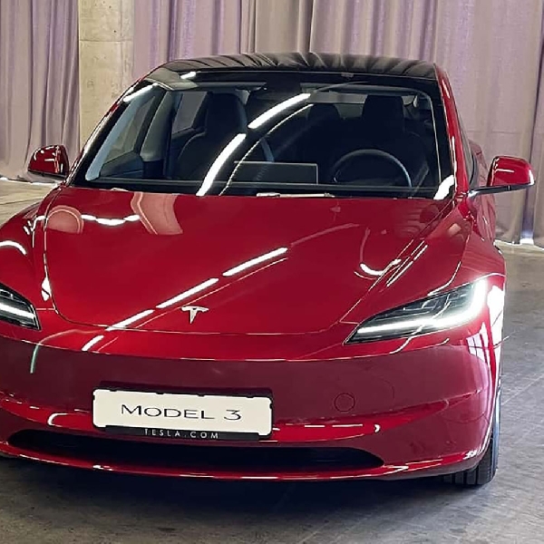 Tesla Hentikan Pengiriman Model 3 ke Australia, Ini Alasannya!