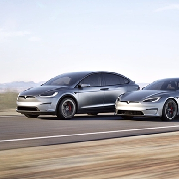 Tesla Akan Segarkan Model S dan X pada Akhir 2025