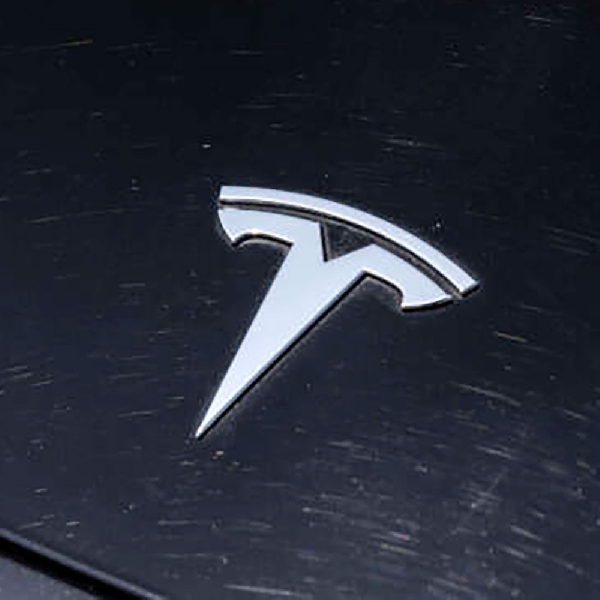 Tesla Memproduksi Mobil Setir Kanan di Jerman Untuk Ekspor