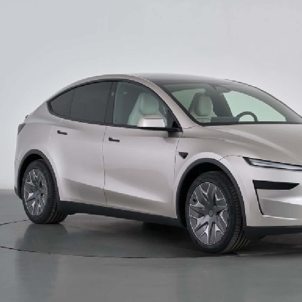 Tesla Model Y Baru Terungkap, Lebih Panjang dan Bertenaga