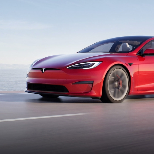 Sistem Diretas, Tesla Melesat Hingga 322 km per Jam
