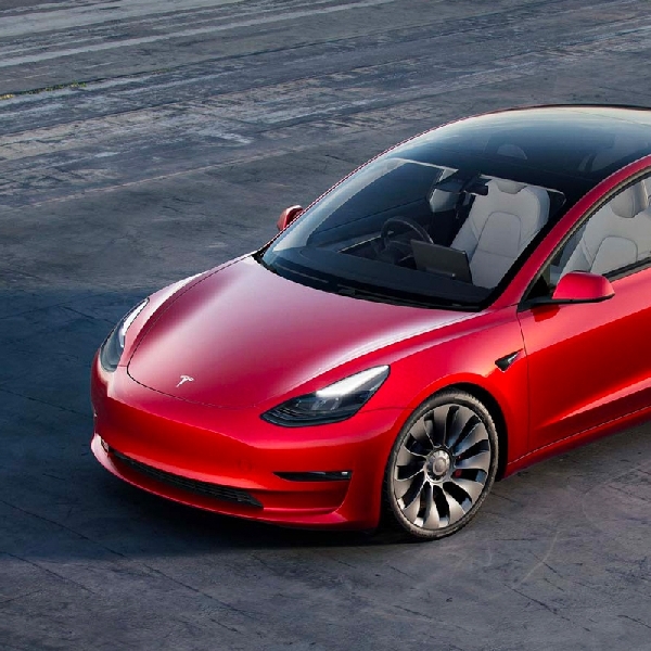 Kurangi Cost Produksi, Tesla Model 3 Bakal Di-Redesign?