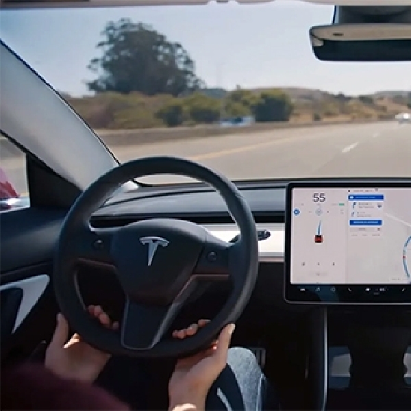 Elon Musk Mengakui Tesla Self Driving Beta, Tidak Sehebat Yang Diperkirakan