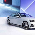 BMW i5 Resmi Meluncur Di Indonesia, Ini Wujudnya!