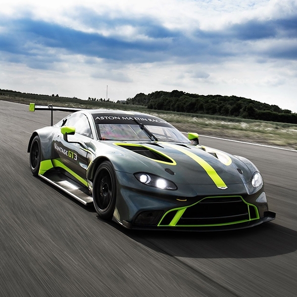 Debut Aston Martin Vantage GT3 dan GT4