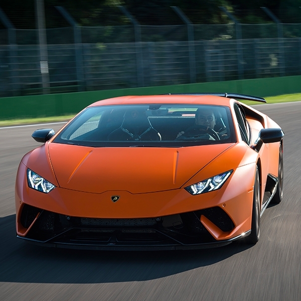 Lamborghini Huracan Performante: Sang Pengendali Angin