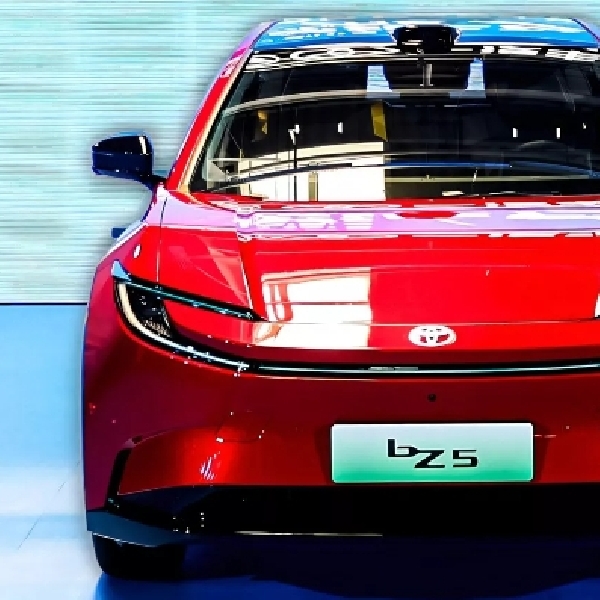 Toyota Rilis bZ5 di China, Fastback Listrik Pesaing Model Y