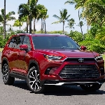 Toyota Hentikan Penjualan 2 SUV Karena Airbag Bermasalah