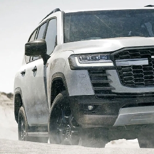 Toyota Land Cruiser GR Sport Mengaspal Di AS - blackxperience.com