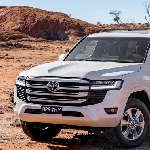 Toyota LandCruiser Seri 300 Ditarik Kembali Karena Risiko Kebakaran