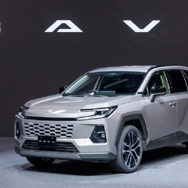 Toyota Bangun Land Cruiser dan RAV4 Listrik di Amerika