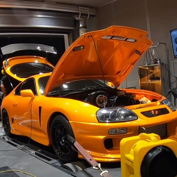 Toyota Supra MkIV Super Naik Dyno Tembus 2033 Tenaga Kuda