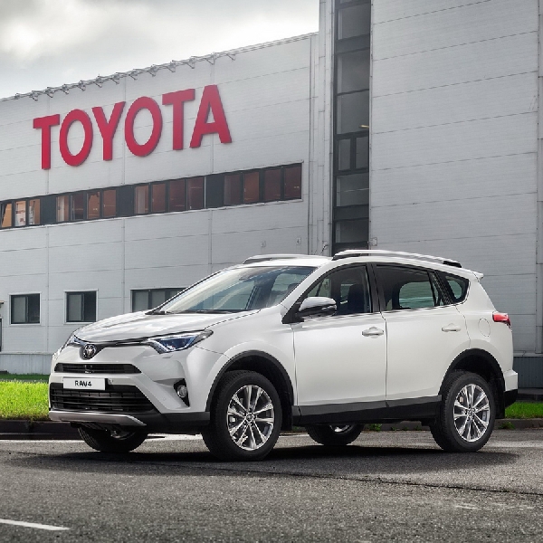 Toyota RAV4 Segera Diproduksi di Pabrik Saint Petersburg