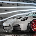 Trik Porsche 911 GT3 RS Pastikan Keseimbangan Sempurna