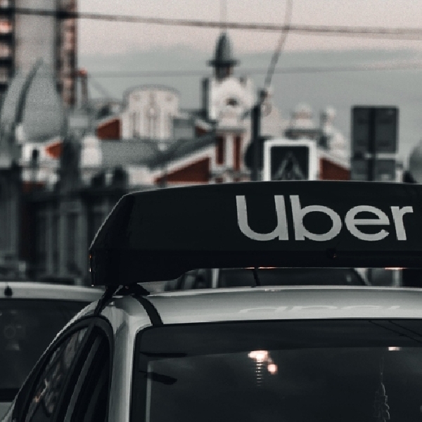 Uber Siap Luncurkan Layanan Robotaxi Secara Global