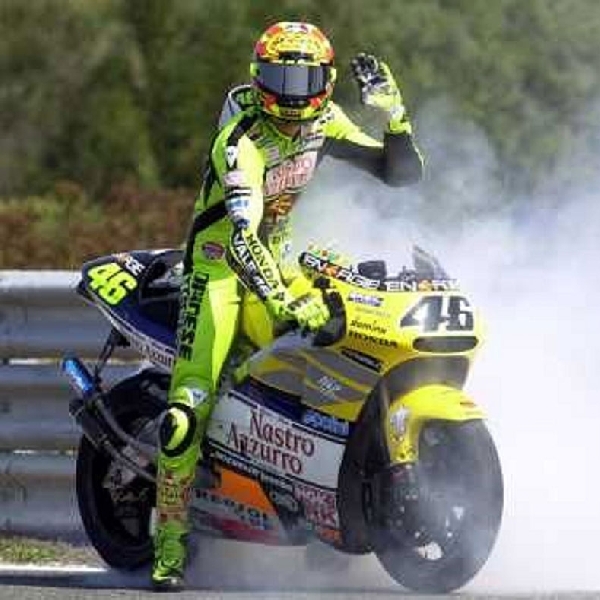 MotoGP: Valentino Rossi Berharap Honda Memberikan Motor Kemenangan MotoGP Perdananya