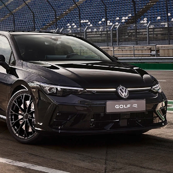 Volkswagen Golf R 2025 Adopsi Tenaga Lebih Besar dan Black Edition
