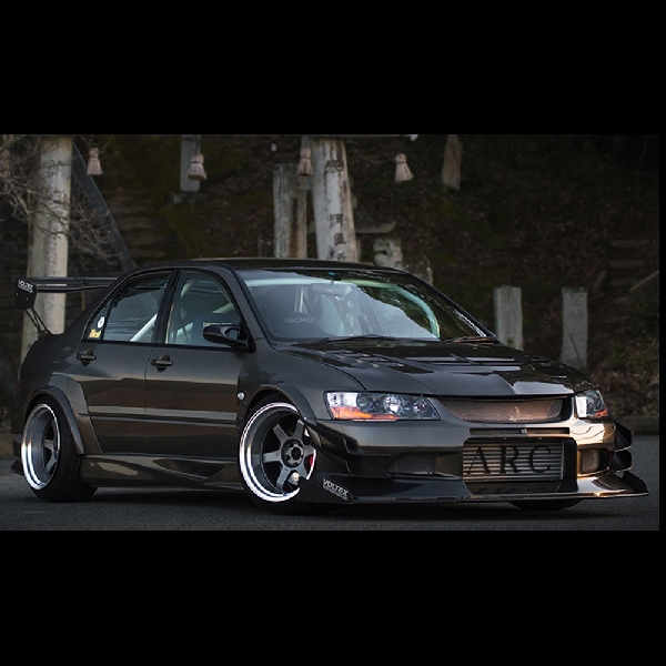 Modifikasi Mitsubishi CT9A: JDM Evolution VII