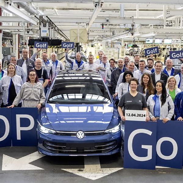 VW Memulai Produksi VW Golf Baru di Pabrik Wolfsburg