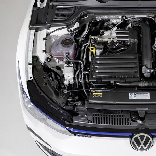 Beresiko Kebakaran, VW Recall Lebih dari 100 Ribu Mobil Hybrid Plug In di Seluruh Dunia