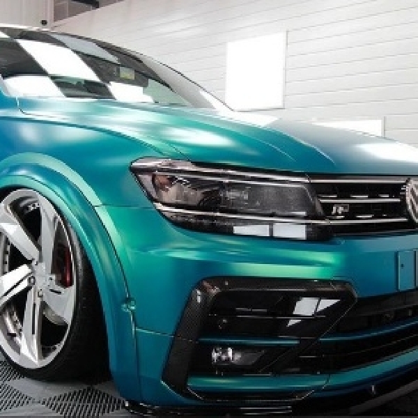 Volkswagen Tiguan Kepincut Modifikasi, Body Full Wrapping Kaki-kaki Kandas Velg Rotiform