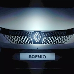 Wajah Renault Scenic E-Tech 2024 Terkuak Sebelum Debut Minggu Depan
