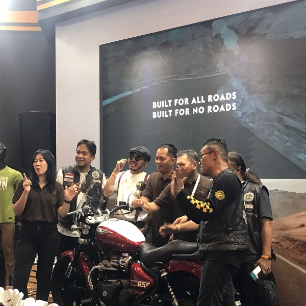  Royal Enfield Super Meteor 650 Hadir Dalam varian Tourer dan Cruiser di GIIAS 2023