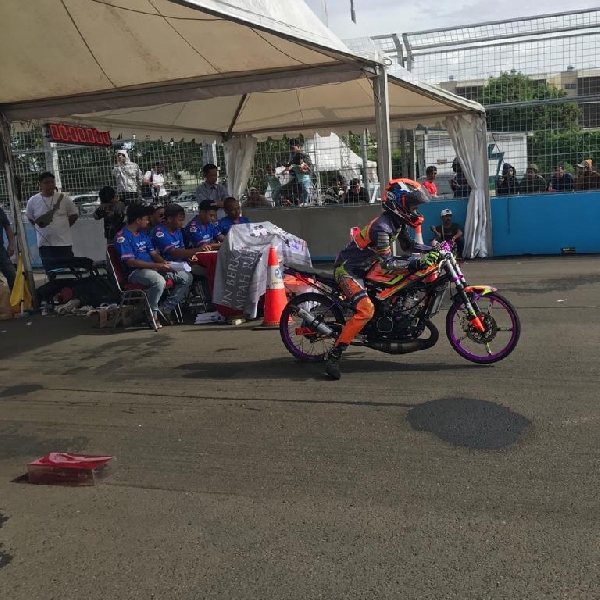 Daulat Adit Coco Wijaya Racing Juara, Ko Hans Adaptasi Lintasan 201m Drag Bike Ancol