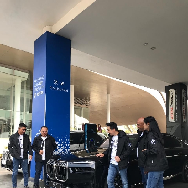 BMW Astra Fest  Manjakan Pemilk BMW Hingga Parkir dan Shuttle Gratis Selama GIIAS 2024