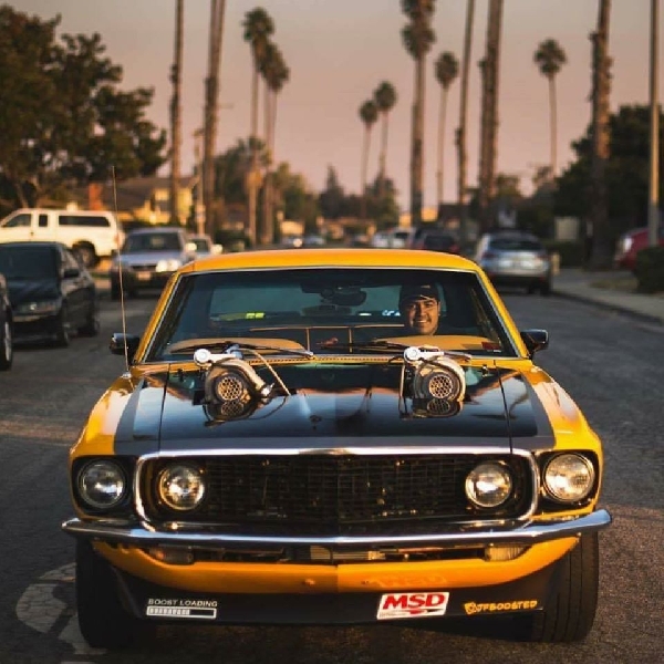 Ford Mustang 1969, Cangkokan Twin Turbo dan Fitech EFI Berpotensi 1000 hp