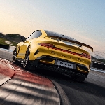 Xiaomi SU7 Ultra Menjadi EV Produksi Tercepat di N&uuml;rburgring