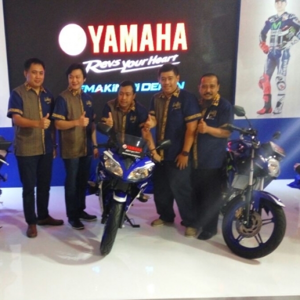 Yamaha Livery MotoGP Tampil Beda di IIMS 2016