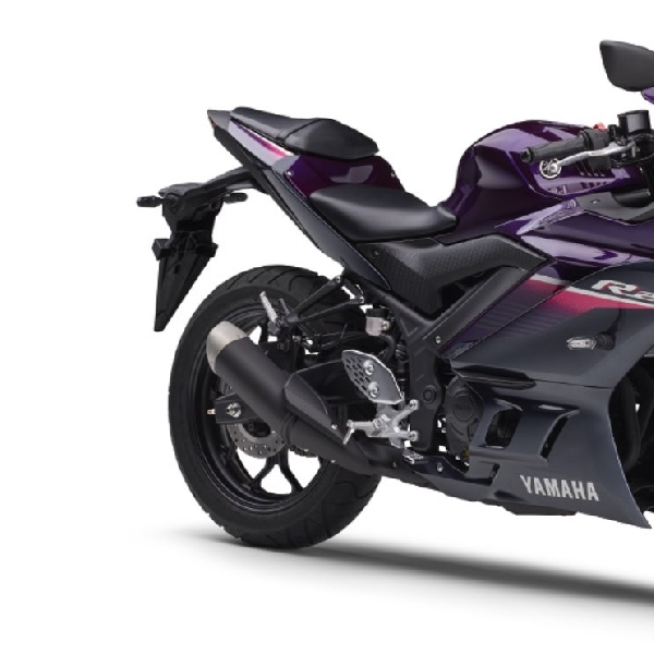 Yamaha R25 Mendapat Warna Baru Dengan Nuansa 90an