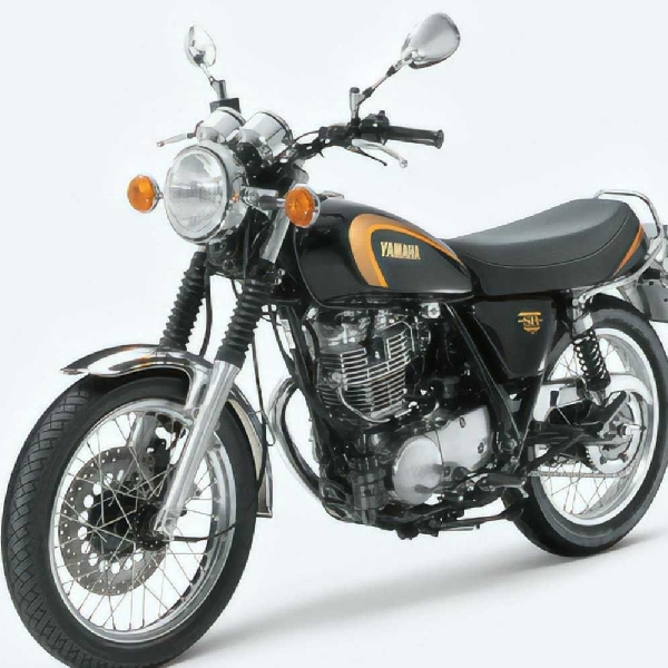 Yamaha Rilis SR400 Gold Black Limited Edition Di Thailand, Hanya 400 Unit!