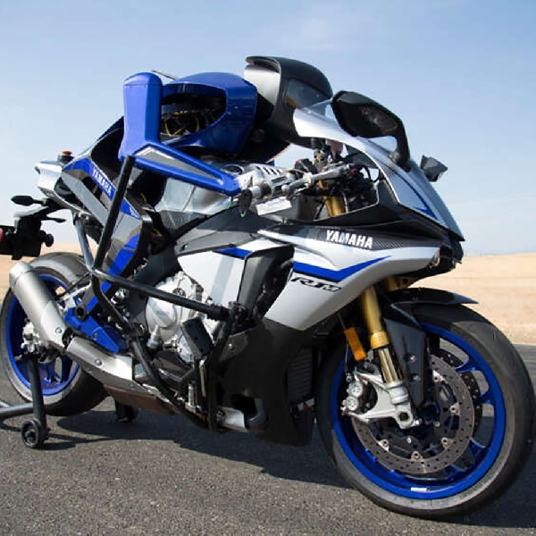 Yamaha Ungkap Sepeda Motor Dengan Sistem Self-Balancing