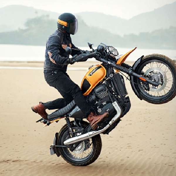 Yezdi Luncurkan Sepeda Motor Adventure, Scrambler dan Roadster untuk 2022